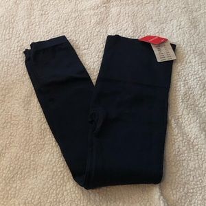 Navy textured Spanx ankle length leggings